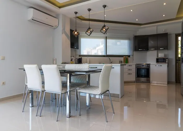 Amazing Holiday Apt With Ocean Views